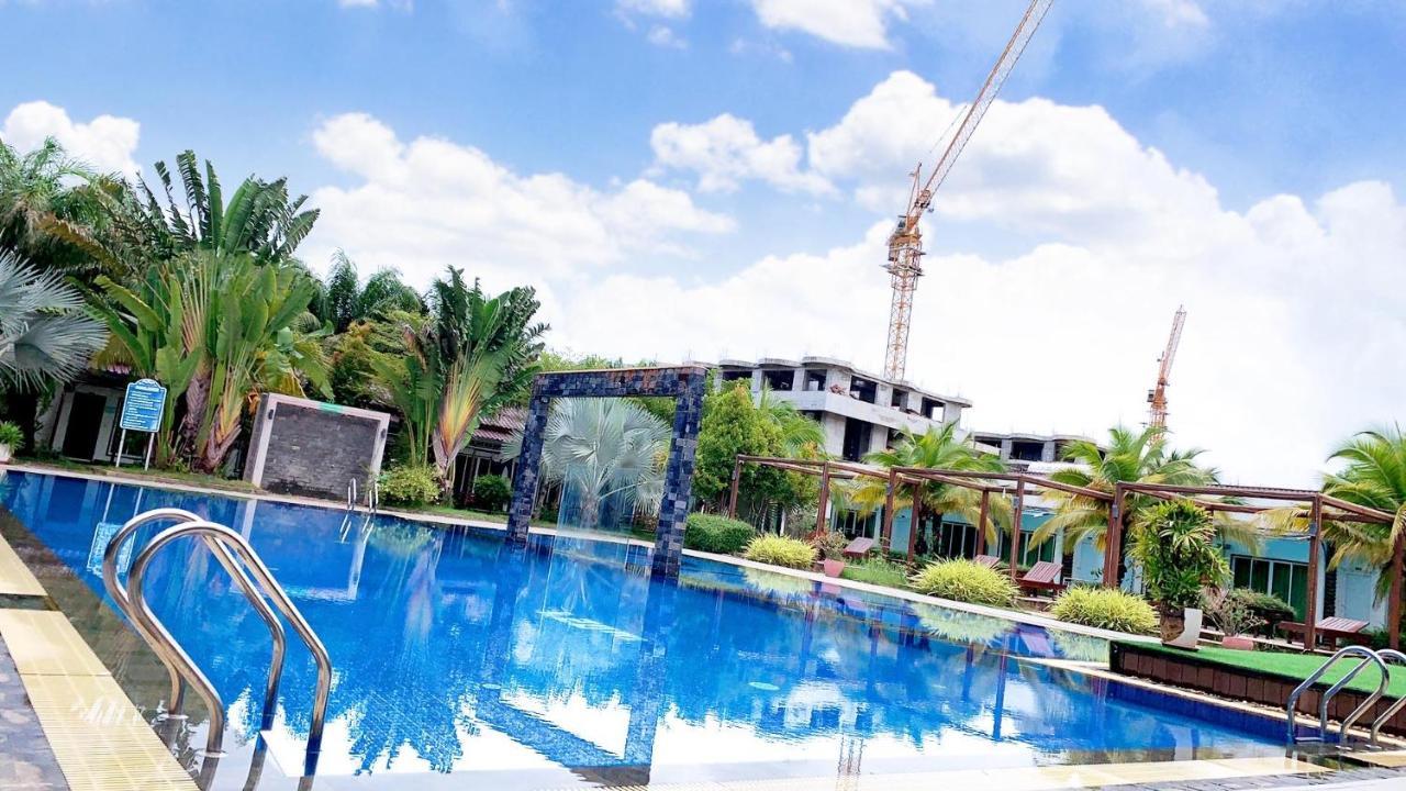 Twin Palms Resort Sihanoukville Ngoại thất bức ảnh