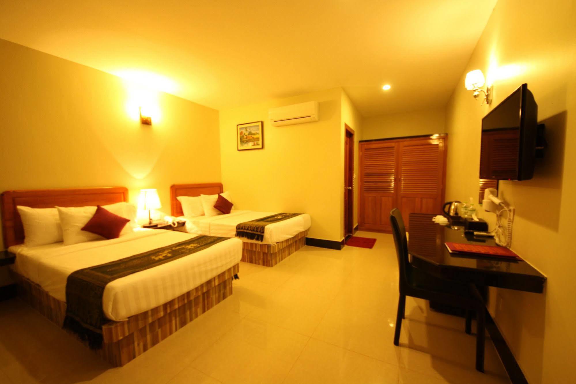 Twin Palms Resort Sihanoukville Ngoại thất bức ảnh