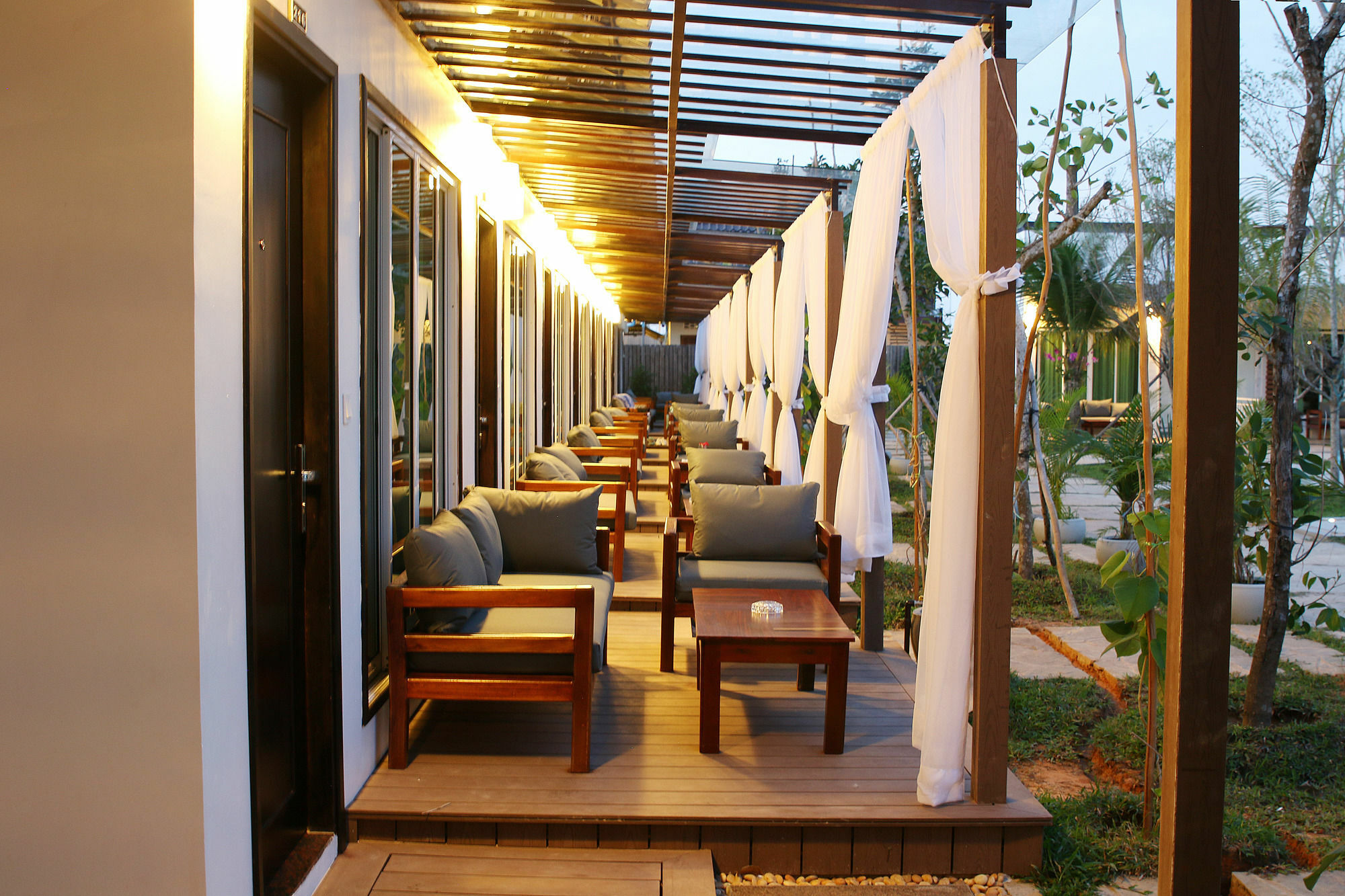 Twin Palms Resort Sihanoukville Ngoại thất bức ảnh